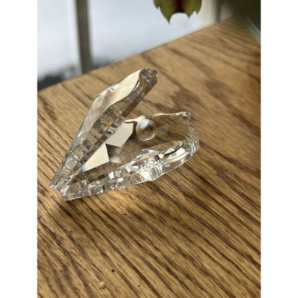 Swarovski Crystal Oyster Clam ShellWith Pearl 2.5" x 2" - Picture 4 of 8